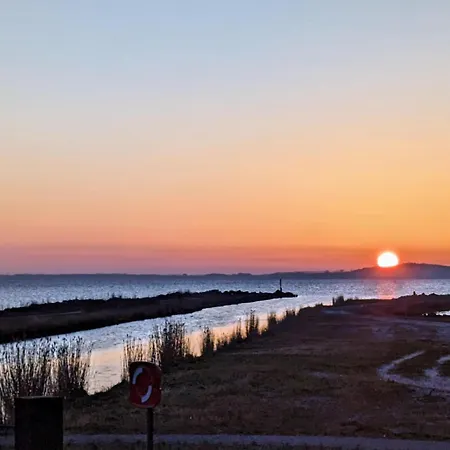 Apartament Waterfront Sagard